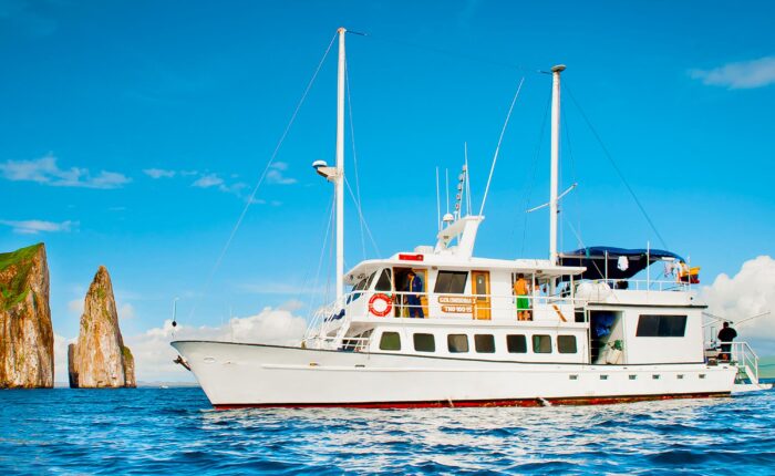 5 Days Budget Cruise in Galápagos Islands - Cheapest Time
