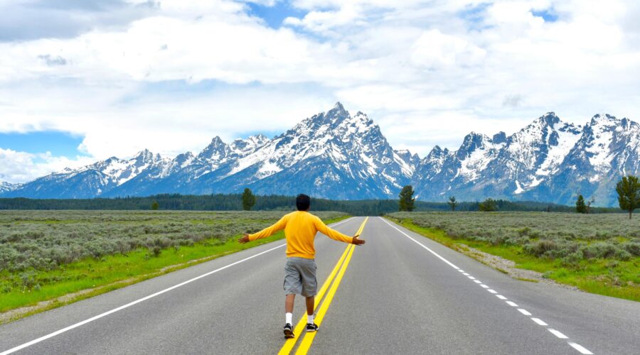 5 Days Yellowstone Gateway Cheap Tour - Cheapest Time