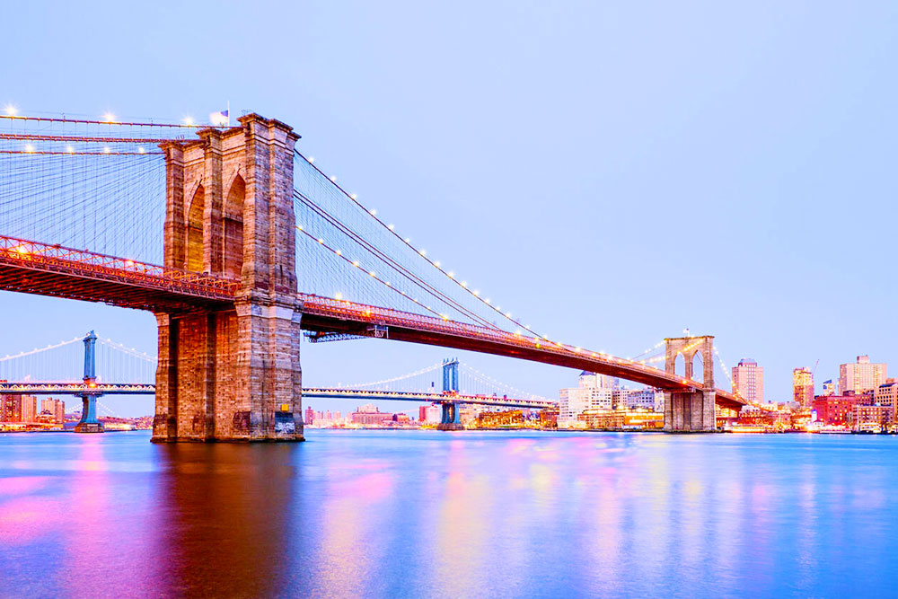 Brooklyn Bridge, New York - Cheapest Time