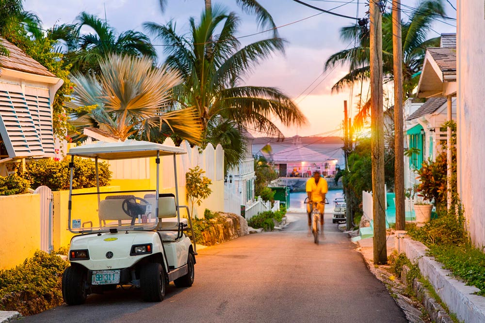 Dunmore Town, Bahamas - Cheapest Time