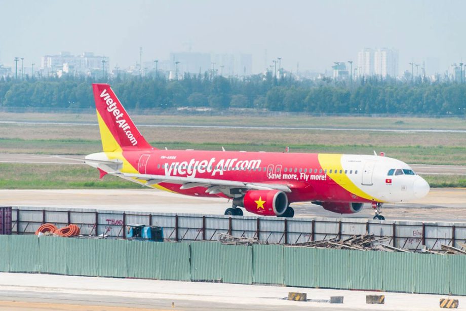 Vietnam on a Shoestring: How to Find Cheap Flights and Explore its Rich Tapestry