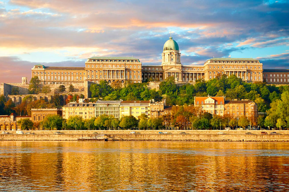 Buda Castle, Budapest - Cheapest Time