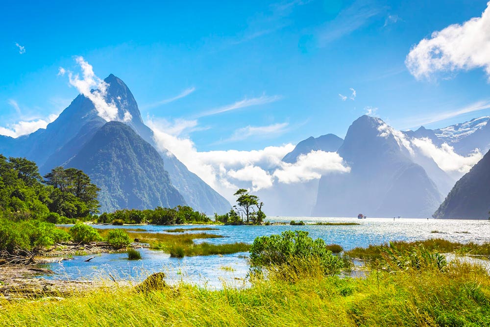 Milford Sound, New Zealand Oceania - Cheapest Time