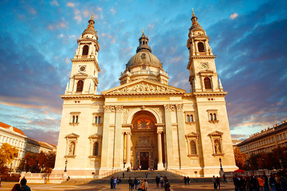 St. Stephen's Basilica, Budapest - Cheapest Time