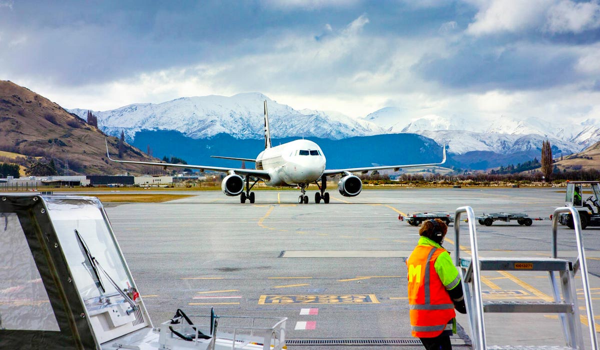Cheapest Time to Book Flights to Queenstown - Cheapest Time