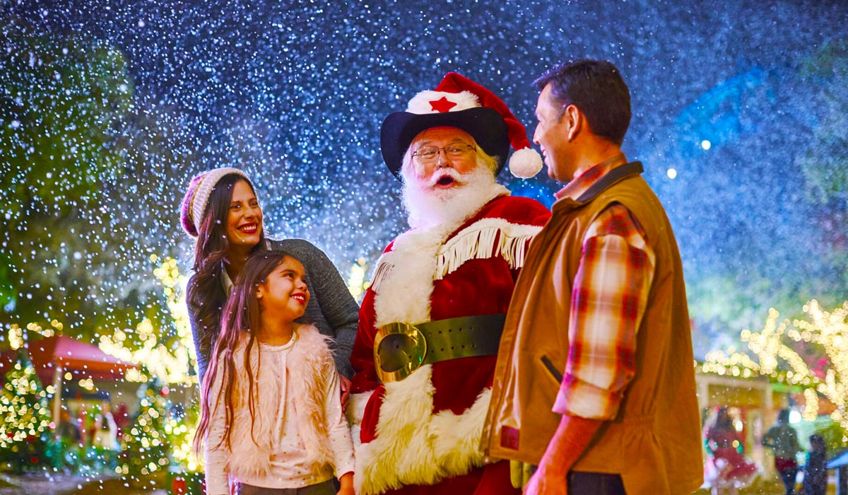 Cheap Places to Travel During Christmas in USA - Cheapest Time