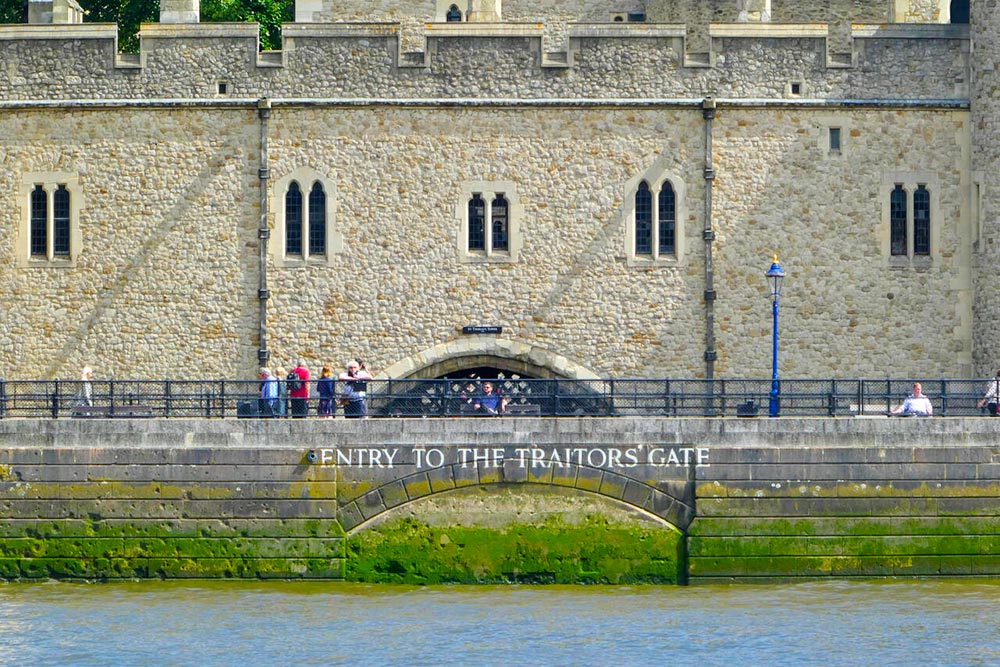 Traitors' Gate, Tower of London - Cheapest Time