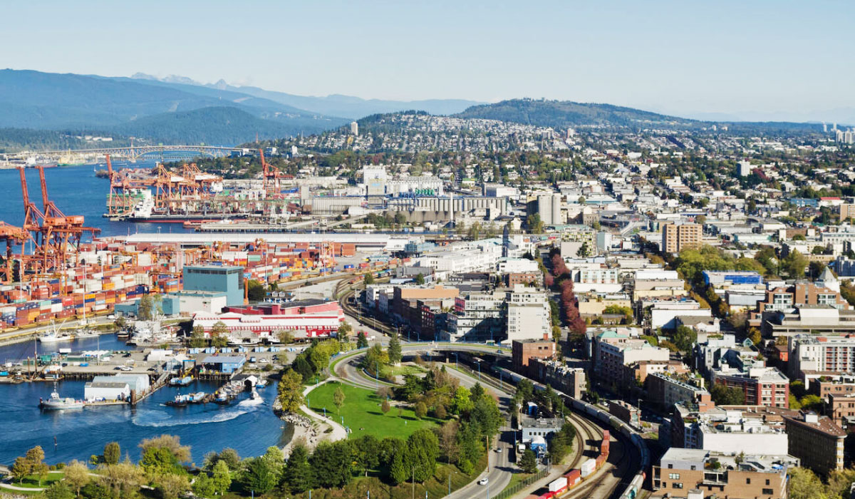 Cheapest Time to Fly and Visit Vancouver - Cheapest Time