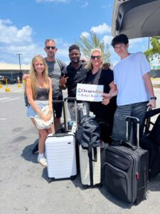 Cheapest Time Clients at the Airport